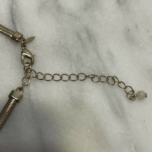 AVON SAQ MAJESTIC BEAUTY LONG GOLD TONE Flat CHAIN - Picture 7 of 10